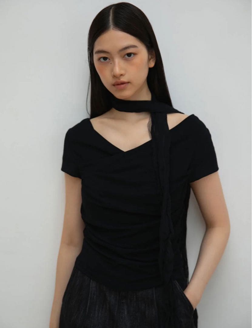 【OHOTORO】2way shirring half top グレー、黒