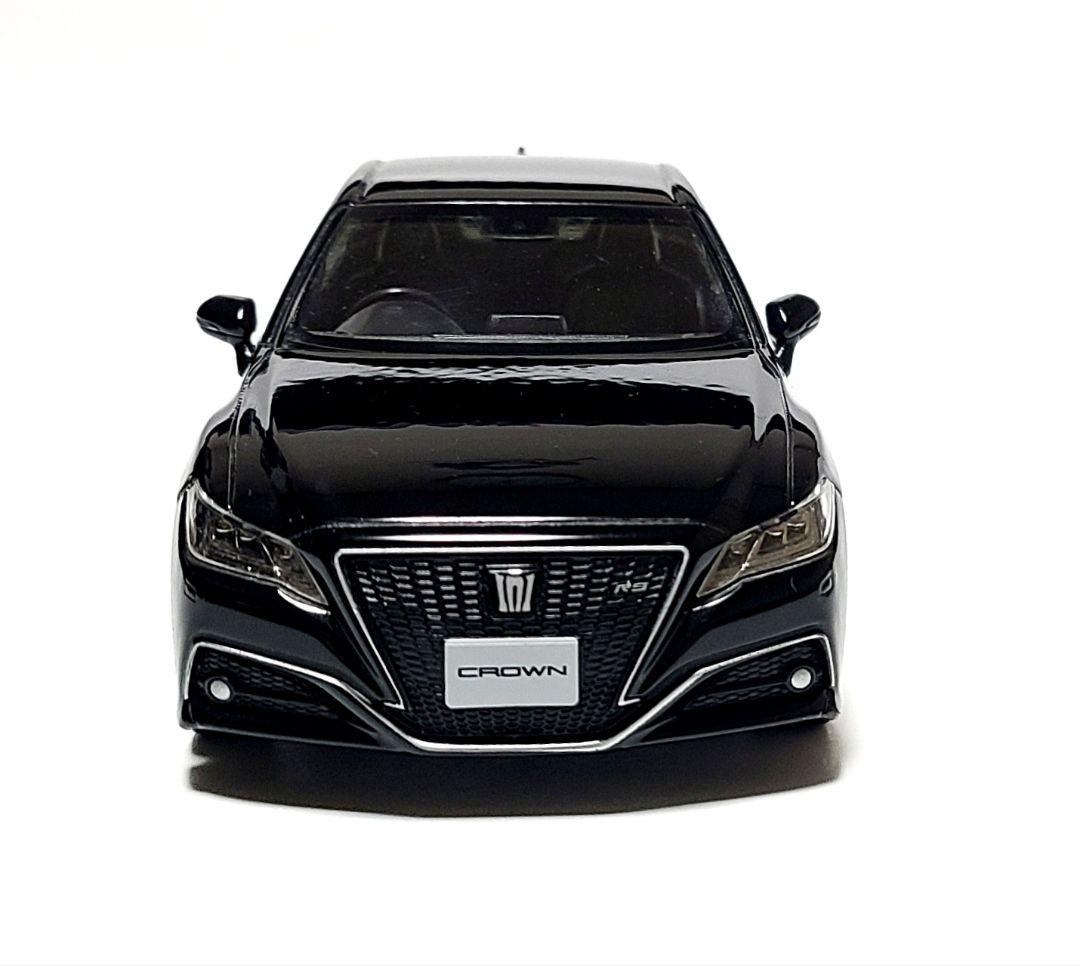 トヨタ 220系クラウン RSアドバンス カラーサンプル