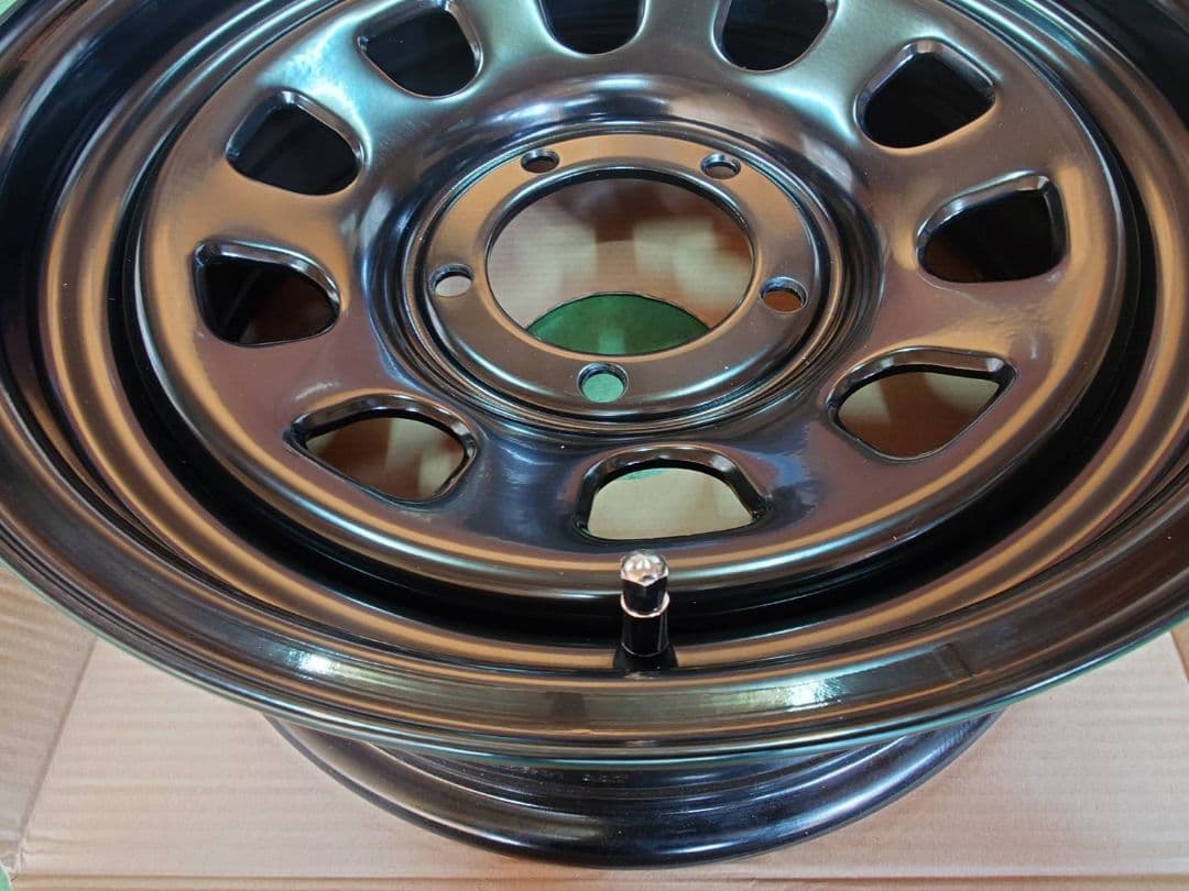 美品 ①ジムニーシエラJB74 デイトナスチールホイール1/2