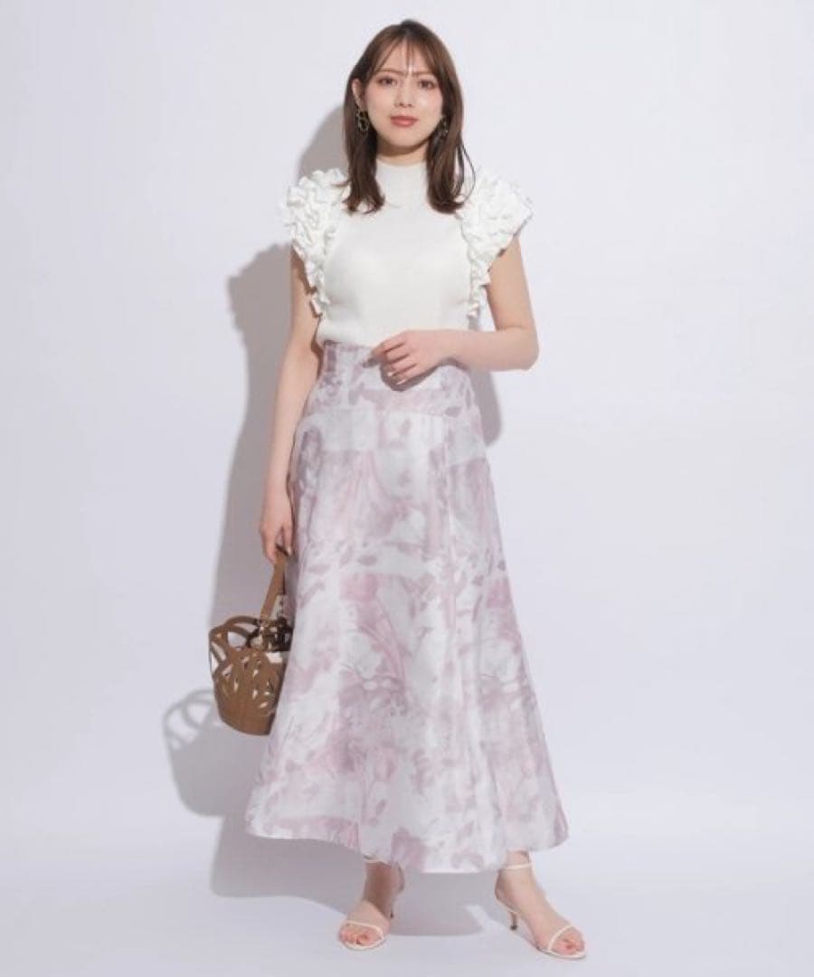 タグ付き　新品未使用　マイストラーダ　スカート　花柄　花　ピンク