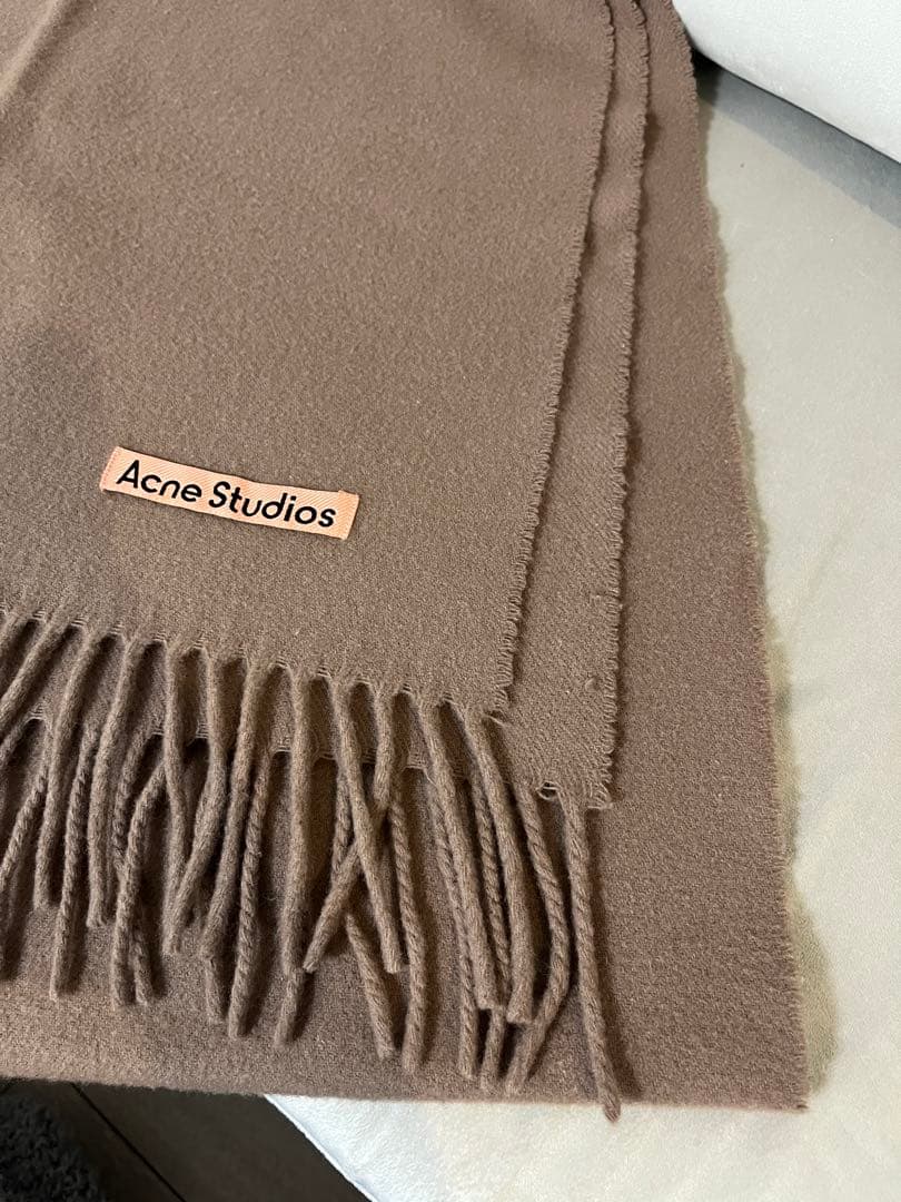 Acne Studios ブラウン マフラー 200x45cm