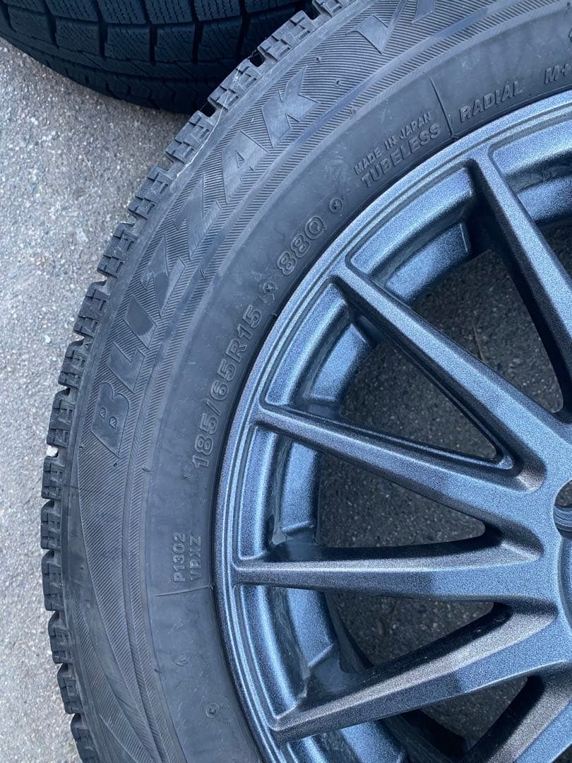 185/65R15 ブリザックVRX 2016年製