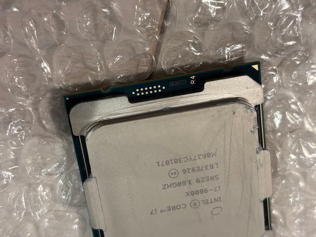 【動作未確認】Intel Core i7-9800X LGA2066