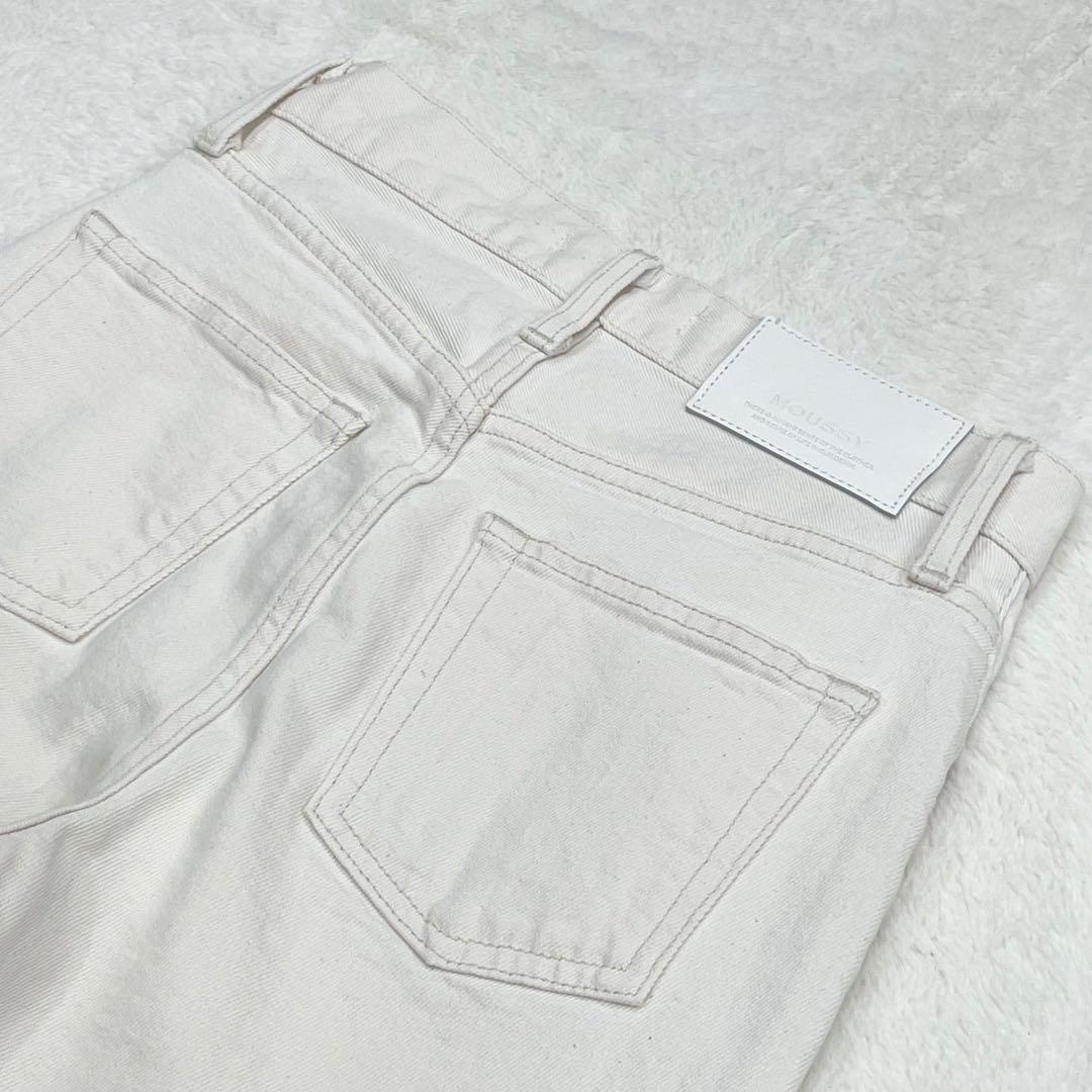 極美品　MOUSSY MVS WHT FLARE W25 マウジー　フレア
