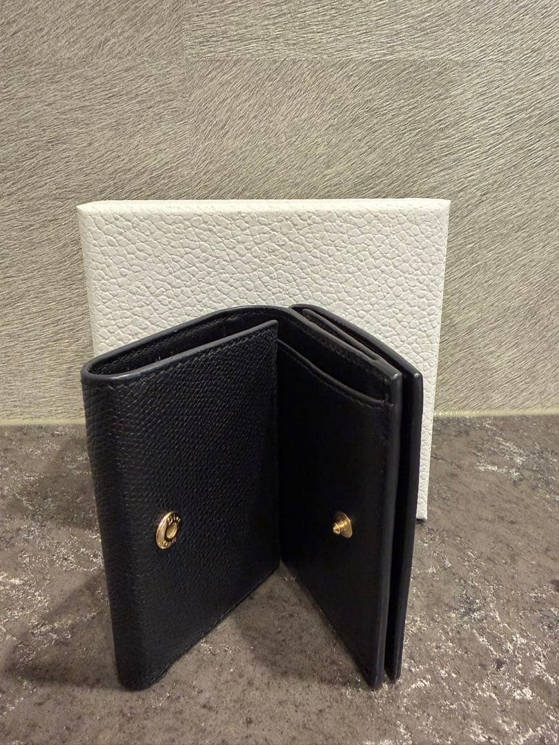 Dior 三つ折り財布　\"30 MONTAIGNE” カーフスキン ウォレット