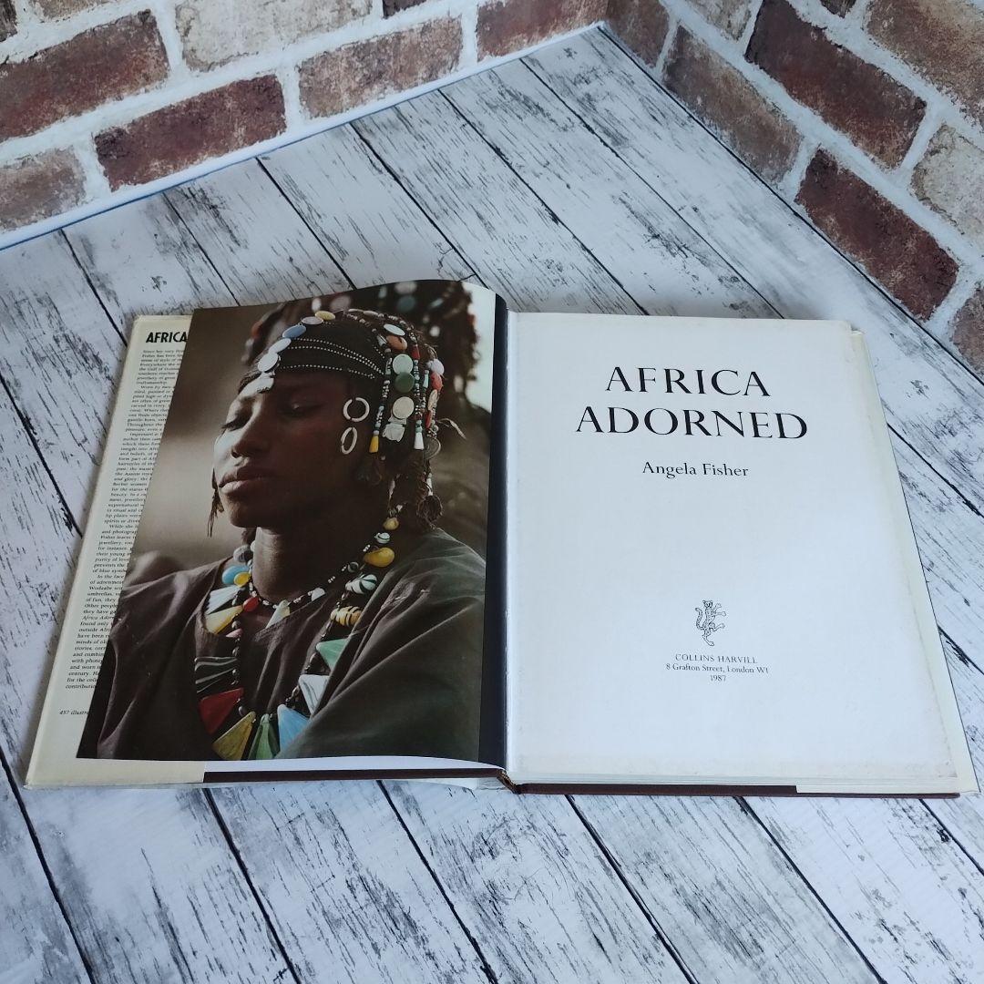 洋書 Africa Adorned by Angela Fisher