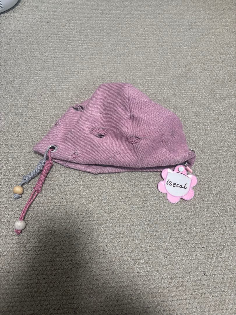 isecai Whimgy Beanie グレー×ピンク