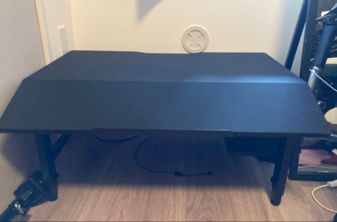 ほぼ未使用 CYBER-GROUND ゲーミングデスク 90cm ローデスク