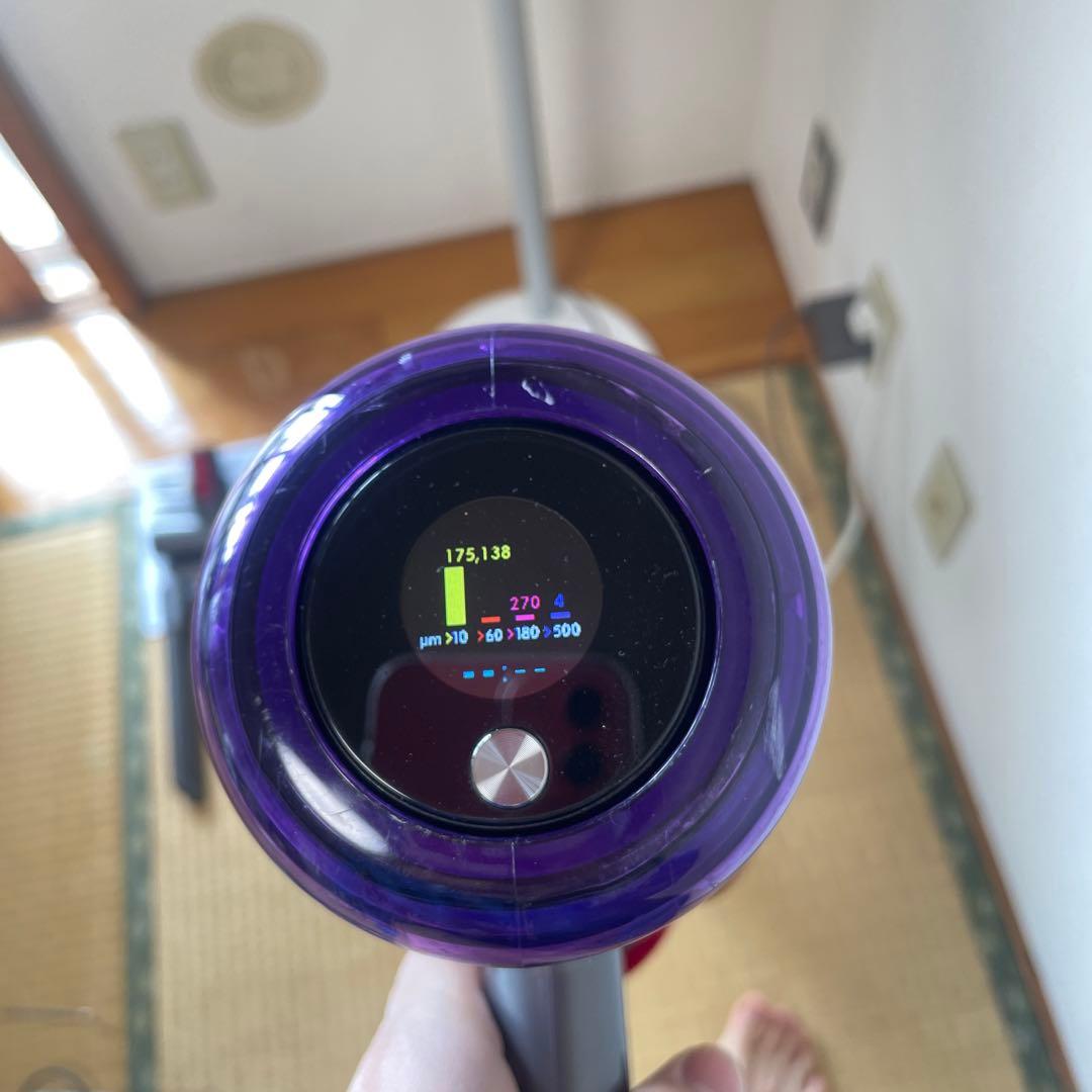 Dyson SV22 V15 Detect の出品です。