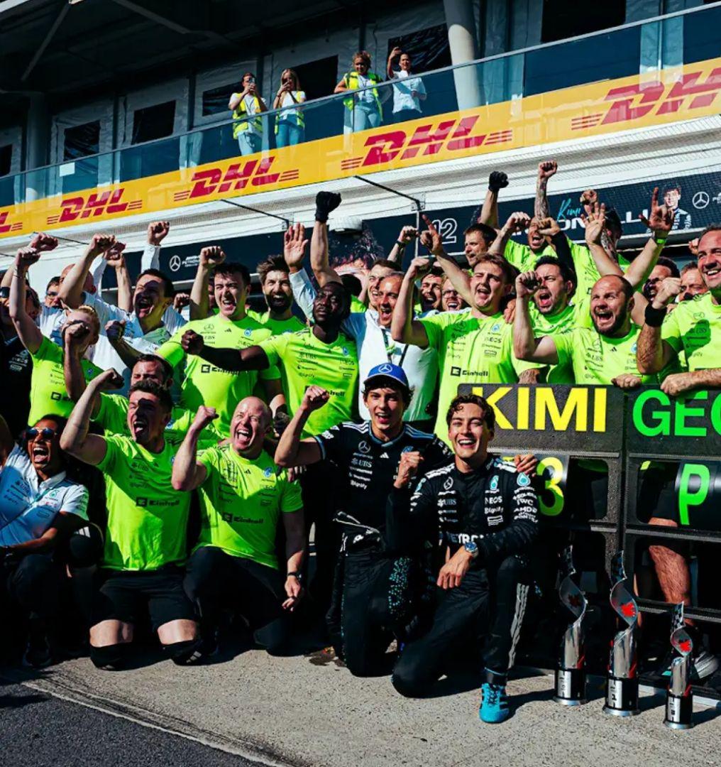 2025メルセデスＡＭＧペトロナスF1チーム支給品セットアップTシャツ新品非売品
