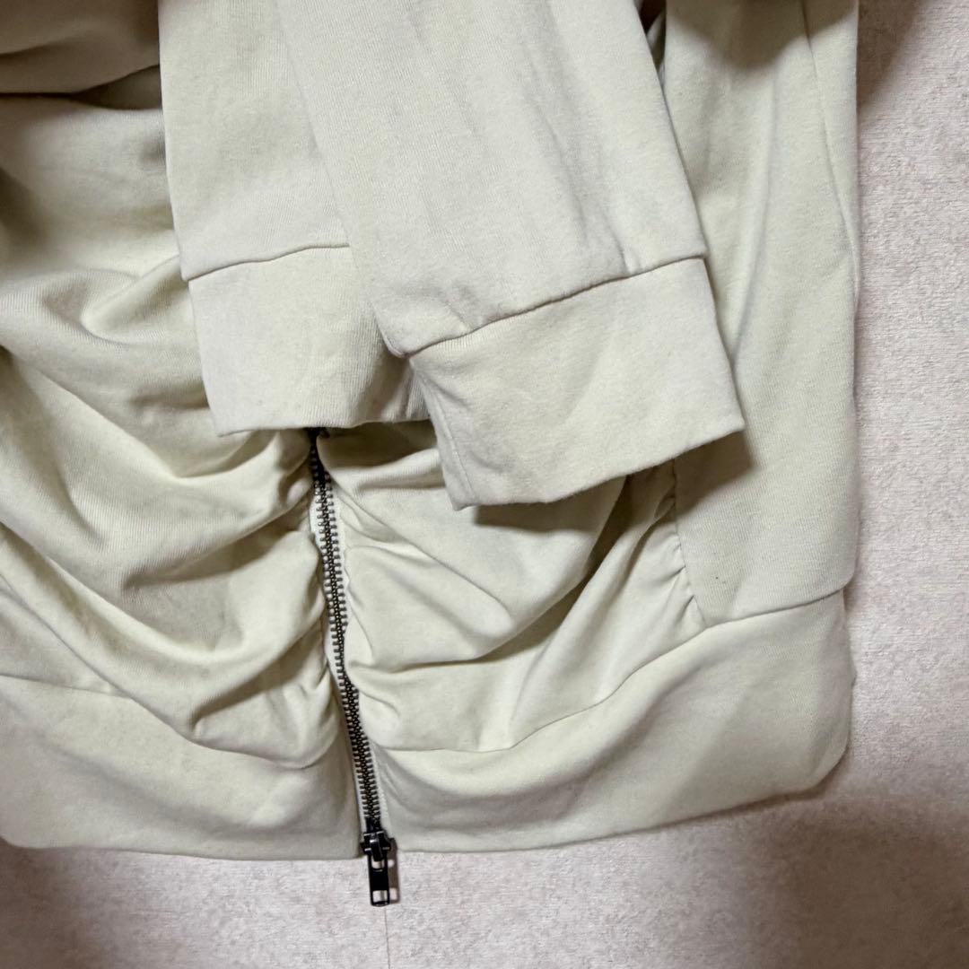 LAGUA GEM FRONT ZIP GATHER トップス