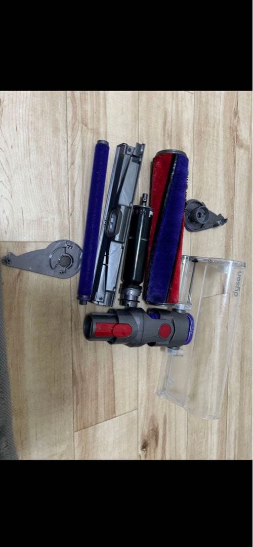 故障している Dyson V10