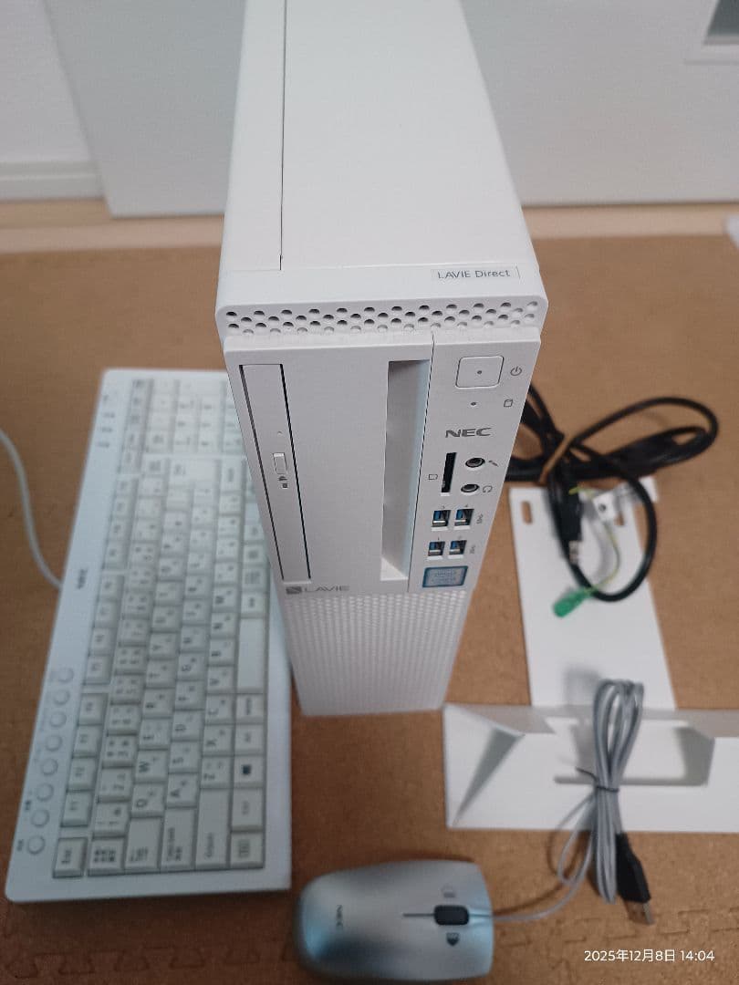 は*3様 NEC LAVIE Win10 pro Core i5 3TB blu