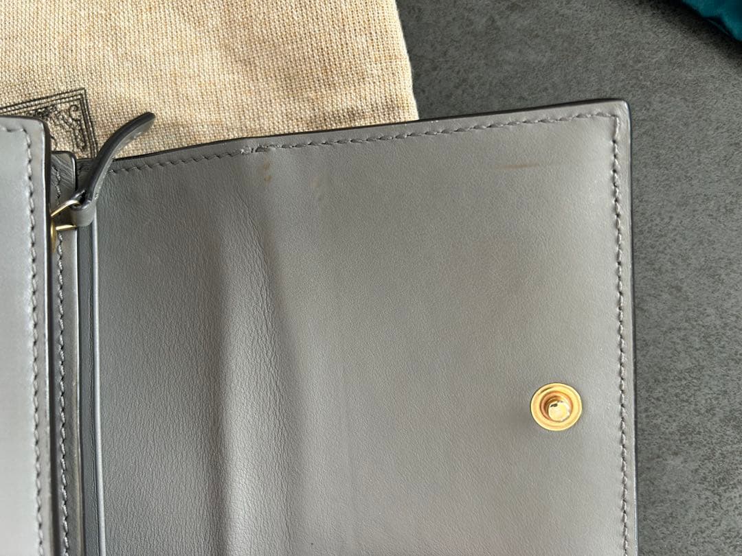 GUCCI二つ折り財布【正規店購入】