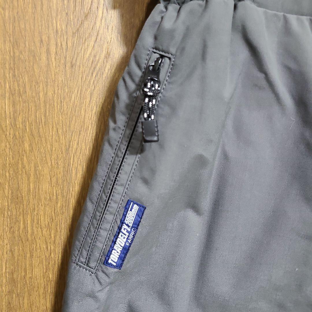 すーページです。FABLICE スノーボードパンツ グレー