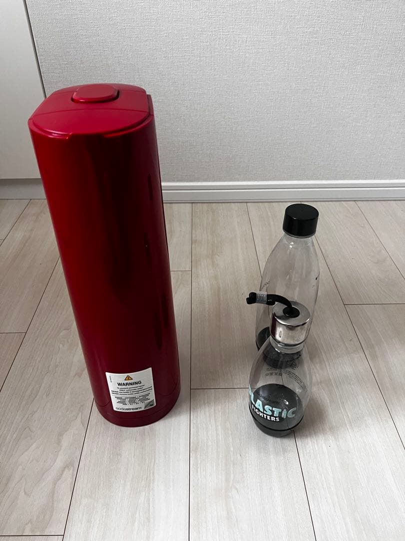 SodaStream Terra 赤色 炭酸水メーカー ボトル2本