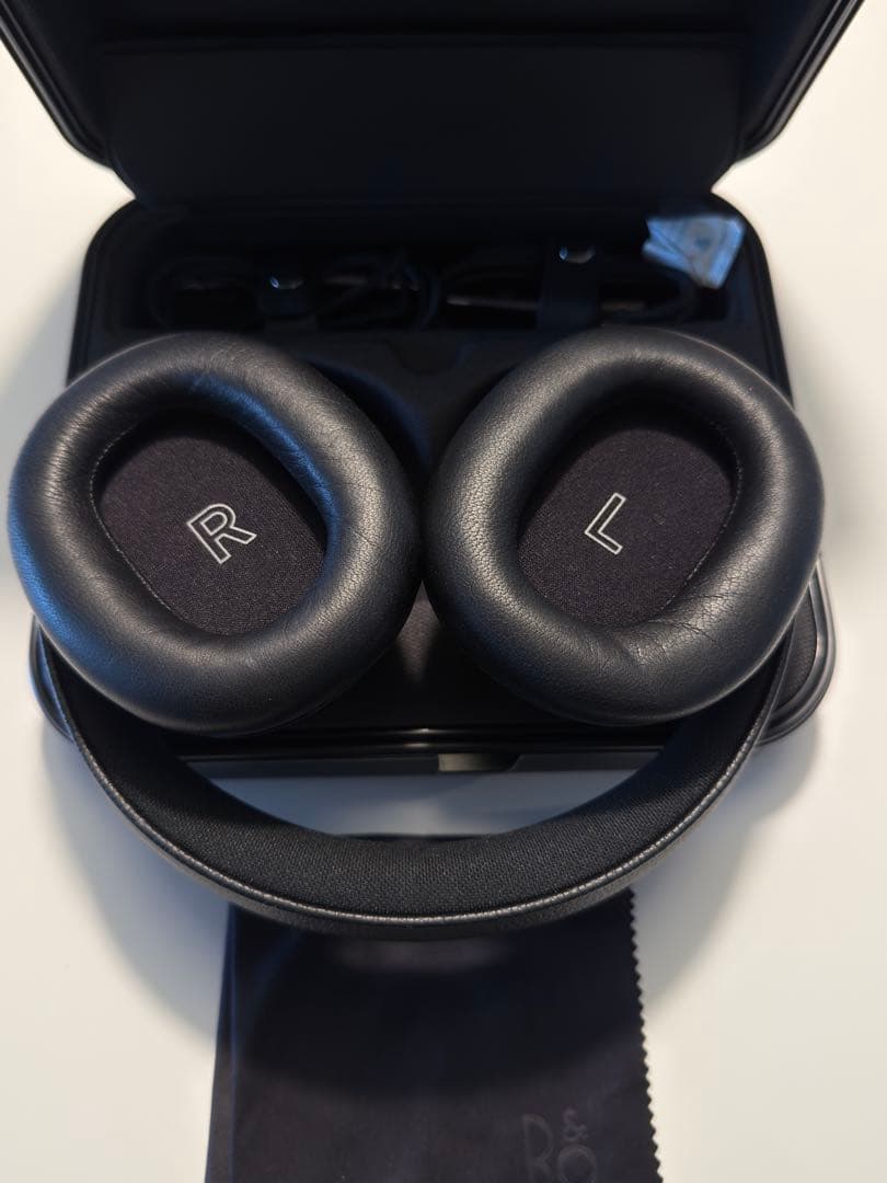 Bang & Olufsen Beoplay H95 ワイヤレスヘッドホン