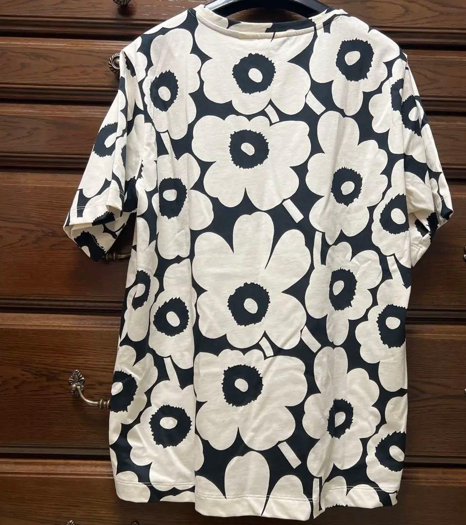 marimekkoマリメッコTシャツ　フラワープリント　 Sサイズ レディース