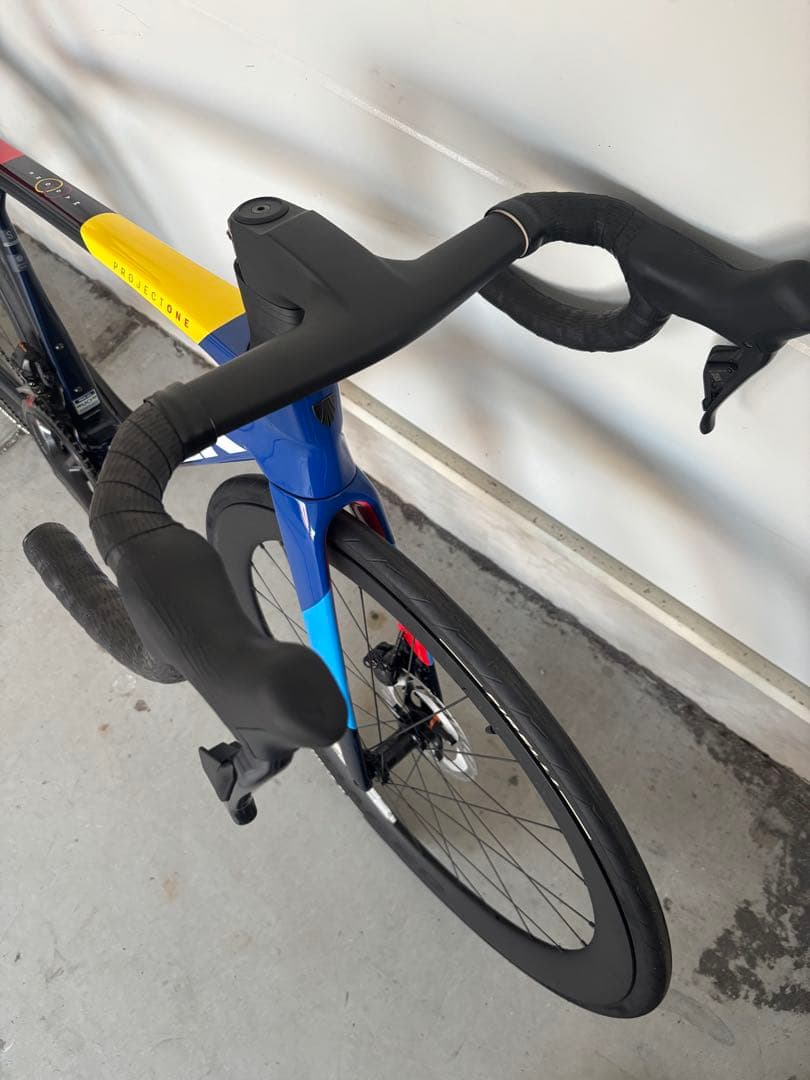 H*i様 Madone SLR 7 Gen 8 Sサイズ　新品！