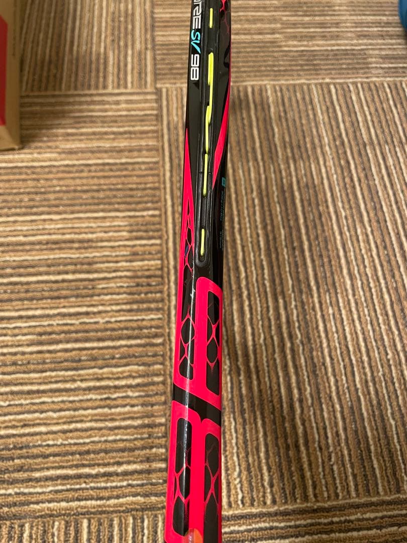 YONEX VCORE SV 98 テニスラケット　グリップ3