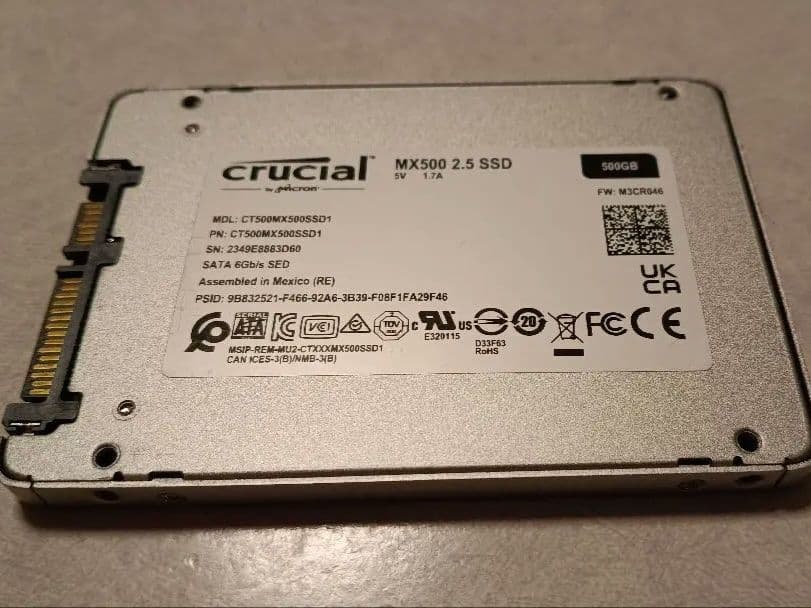 【値下げ】Crucial MX500 SSD 500GB 使用57時間 D60