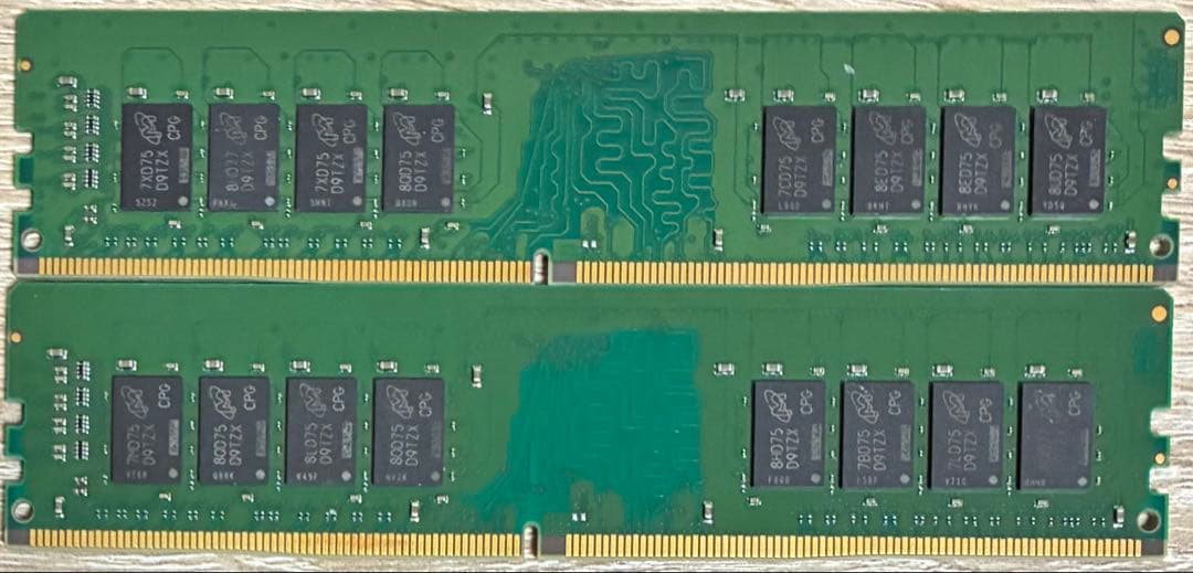 【中古】DDR4-2666 32GB(16GB×2枚) crucial