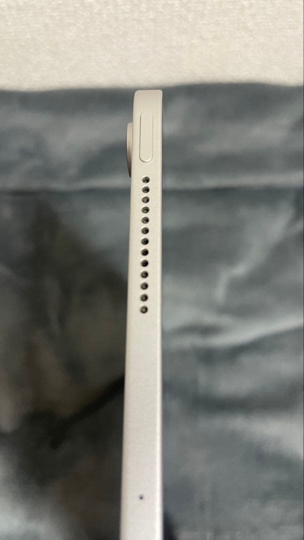 iPad Pro 11インチ (第１世代) Wi-Fi 64GB シルバー