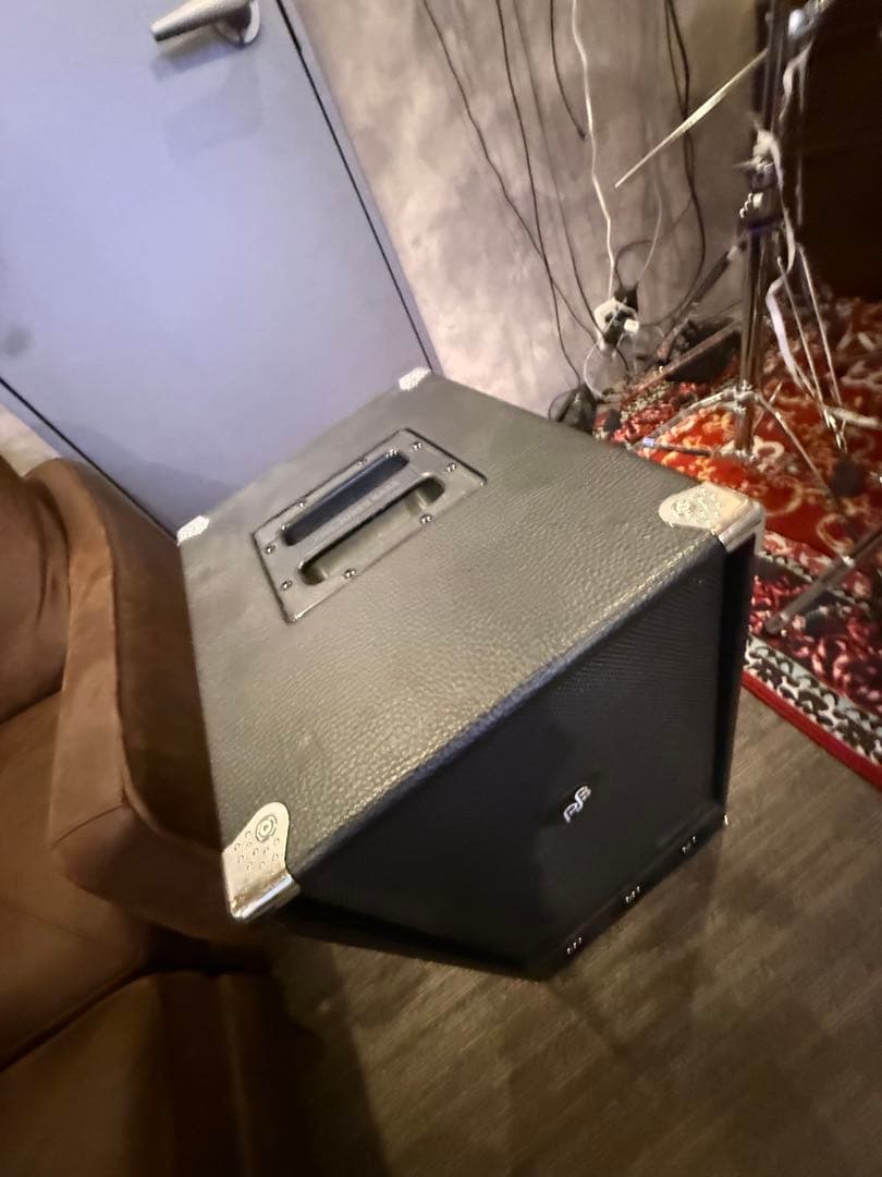 ②PJB（PHIL JONES BASS） PB-300 【生産終了モデル】
