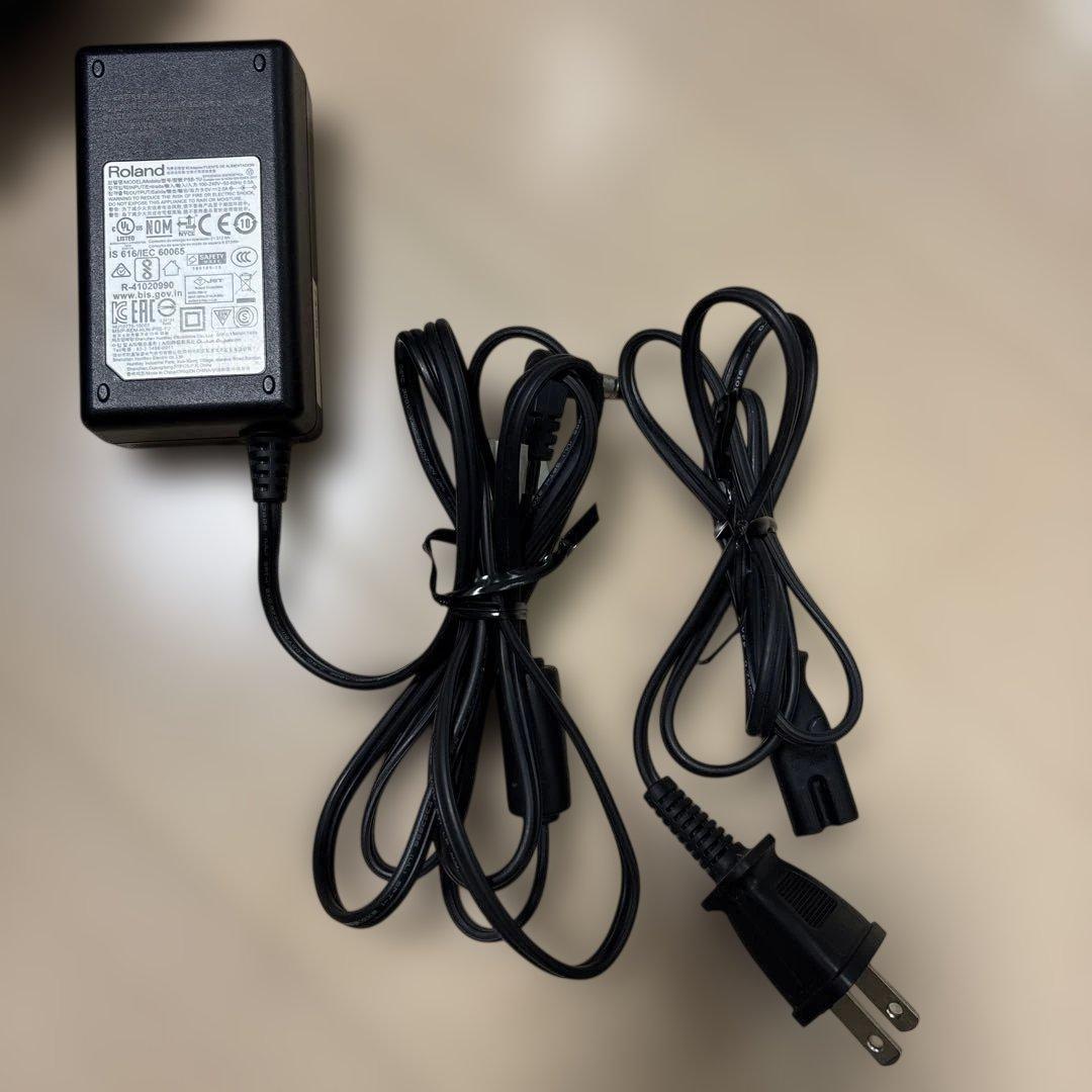 Roland FA-06 シンセサイザー 美品