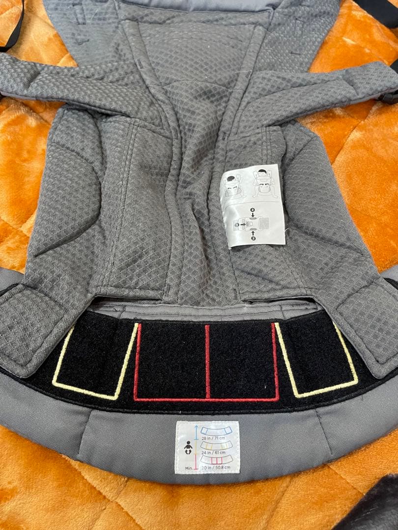 ergobaby 抱っこ紐 グレー メッシュ　エルゴベビー
