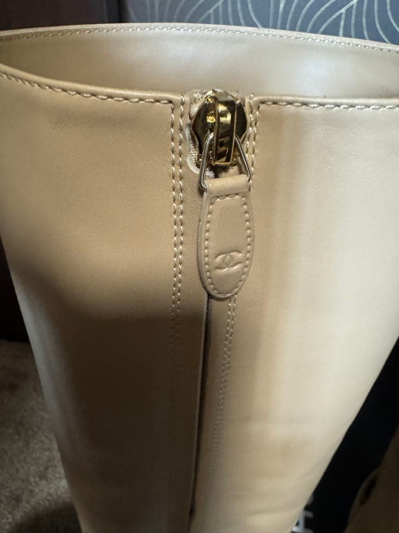 CHANEL ベージュ ロングブーツ 37.5C