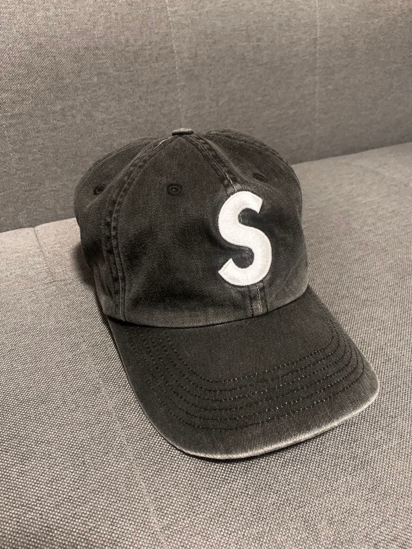 【専用商品】SUPREME 黒 Sロゴ刺繍 キャップ