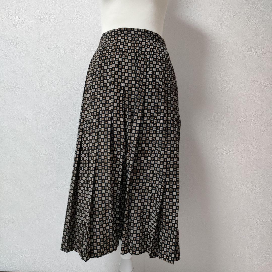 バーバリー　BURBERRY　プリーツスカート　美品