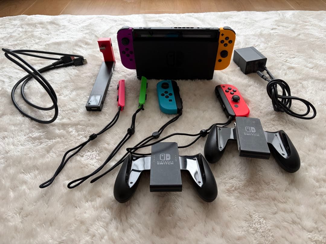Nintendo Switch 本体 青・赤・紫・黄