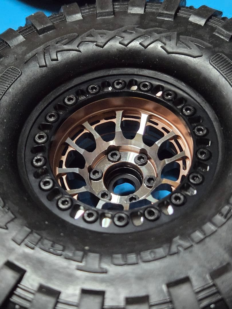 【未使用に近い】1/10 RCクローラー用 1.9インチ タイヤ&ホイール
