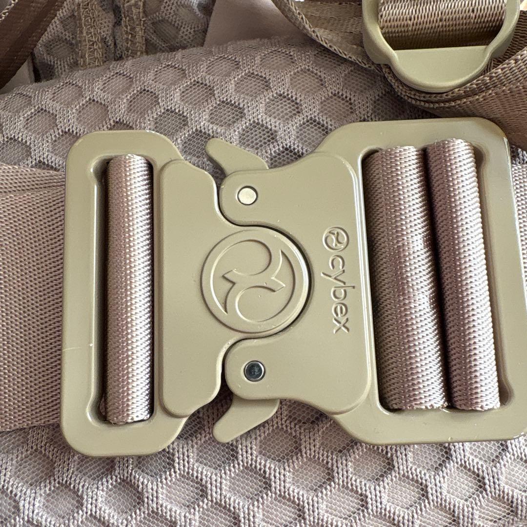 CYBEX 抱っこ紐 ベージュ メッシュ