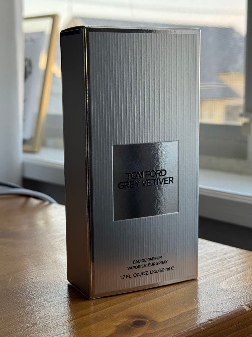 香水(男性用) TOM FORD GREY VETIVER 50ml