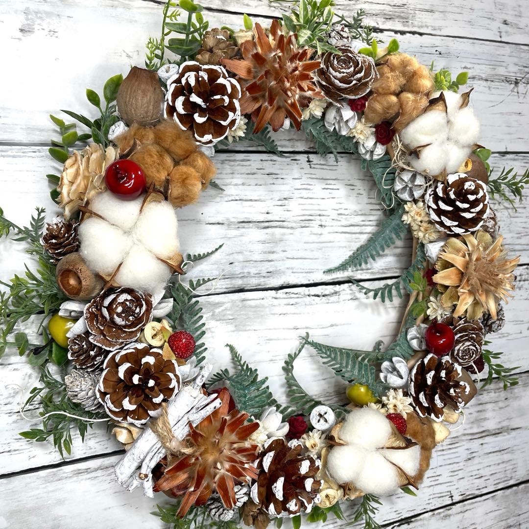 ♡うさぎのしっぽ♪森の中のクリスマスリース＊アーティフィシャルフラワー＊