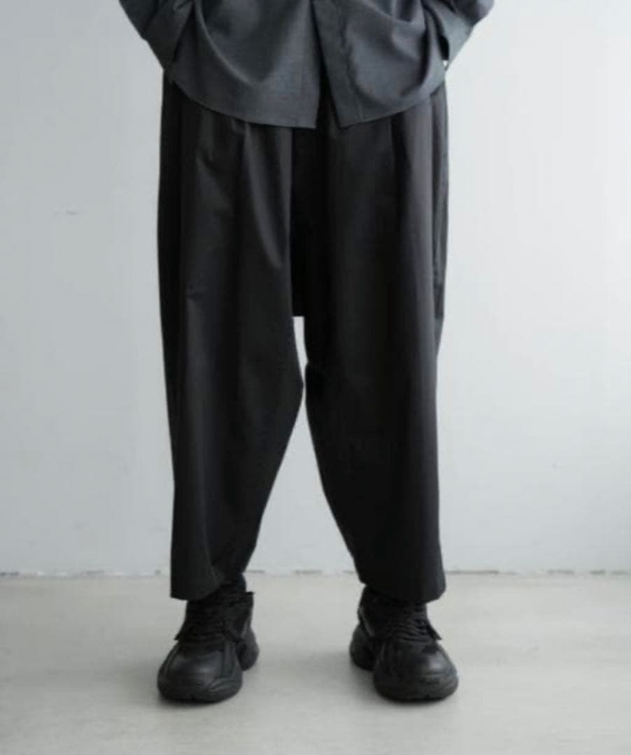 【新品未使用】CTHY ワイドサルエルアンクルパンツ ブラック　サイズ1