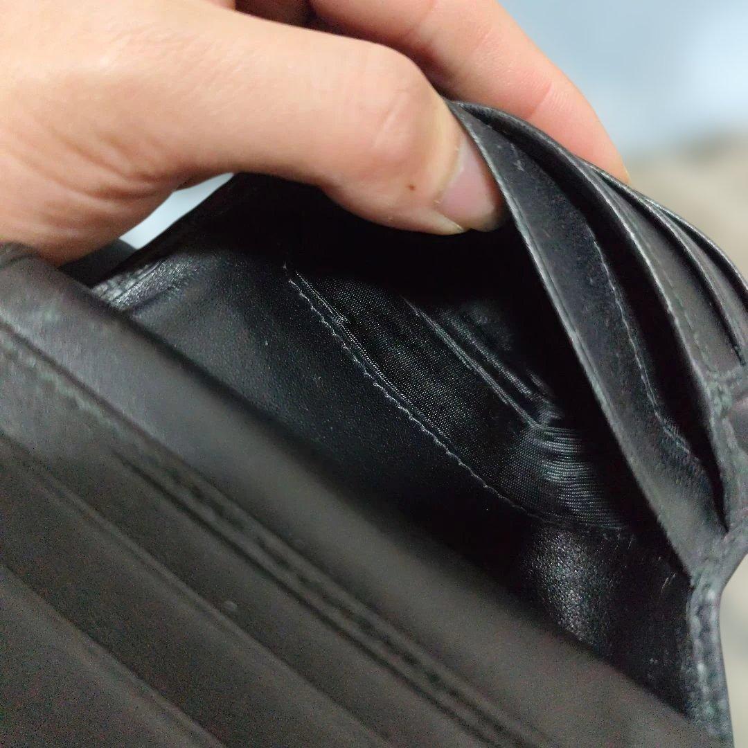 R*I様 PRADA 二つ折り財布 レザー