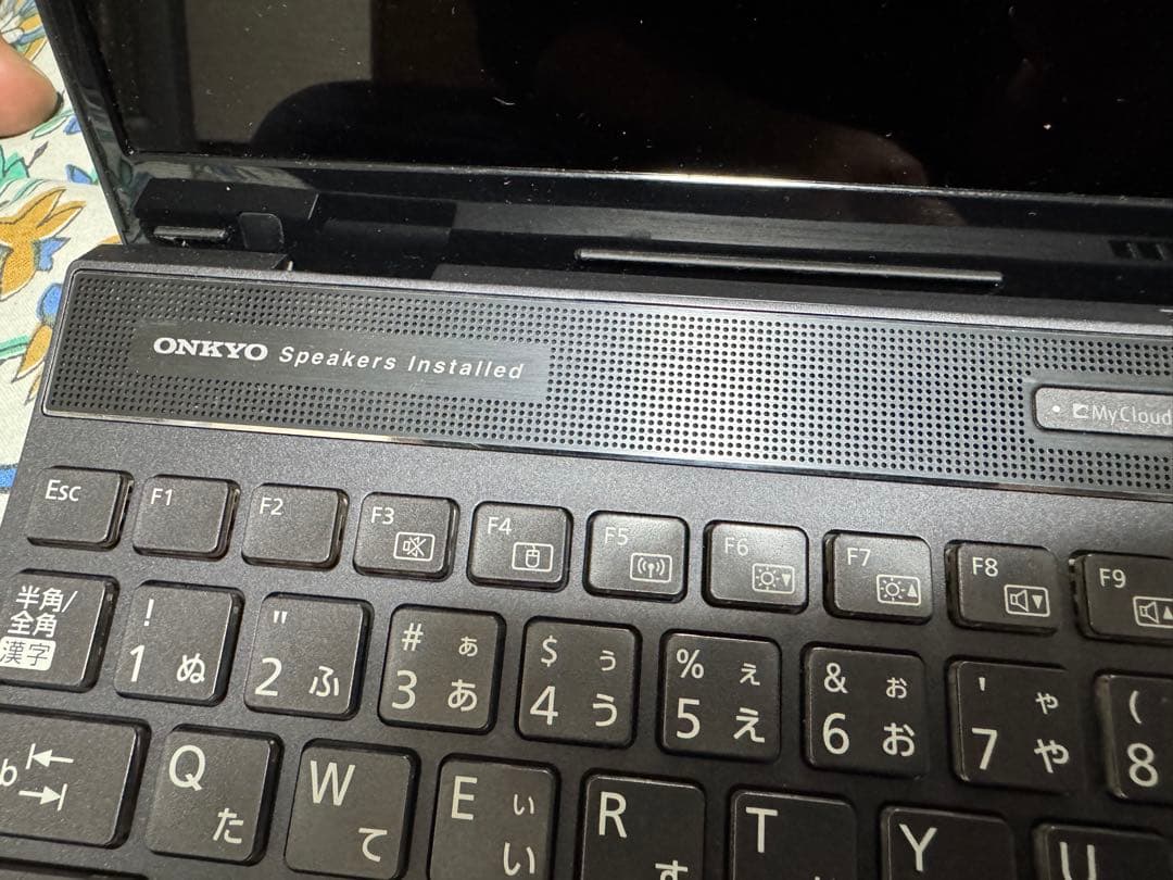 LIFEBOOK FMVA53D1B Core i7 充電器が付属