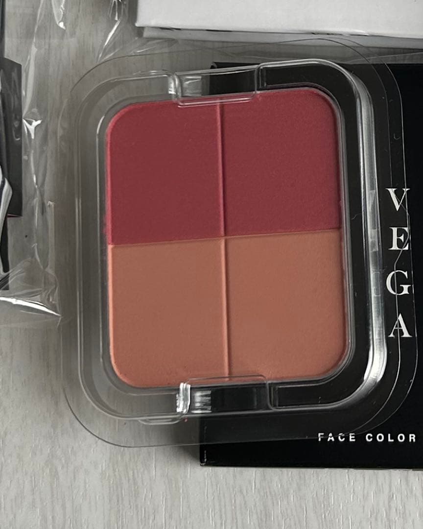 早い者勝ち‼️ VEGA ベガ　ブライトニング　リフトパック　フェイスカラー