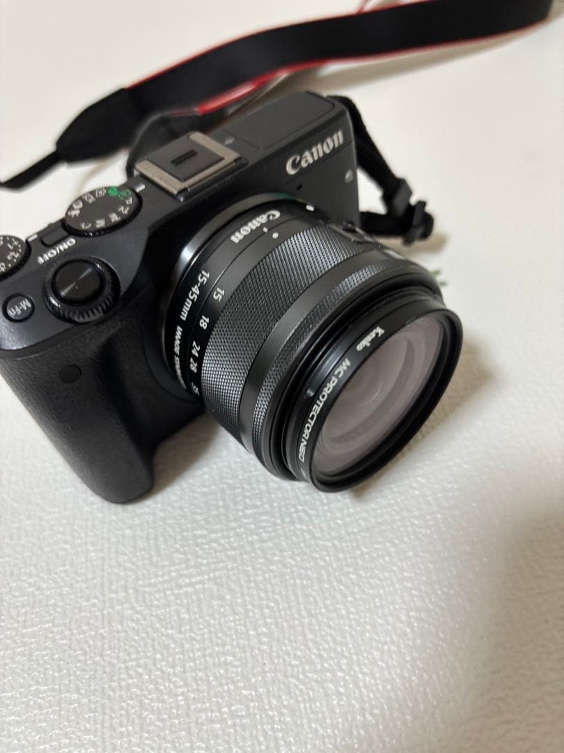 【kou】Canon ミラーレス一眼カメラEOS M3レンズキット