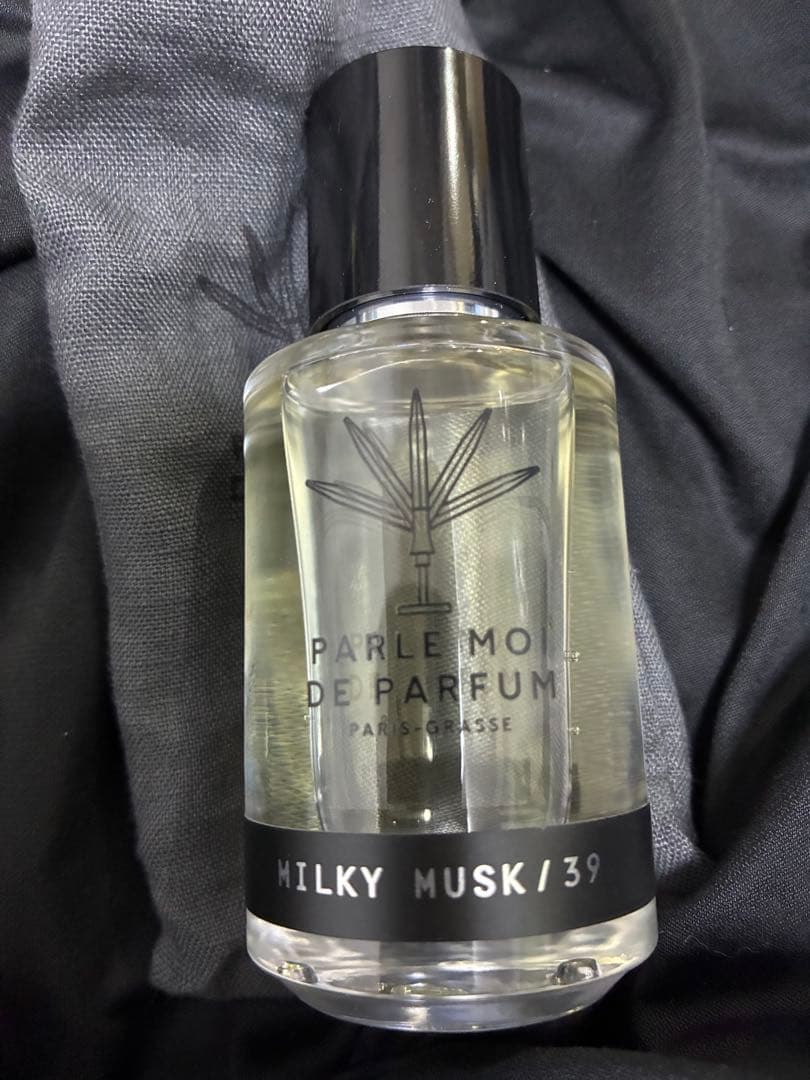 Parle moi de parfum ミルキームスク　オードパルファム　美品
