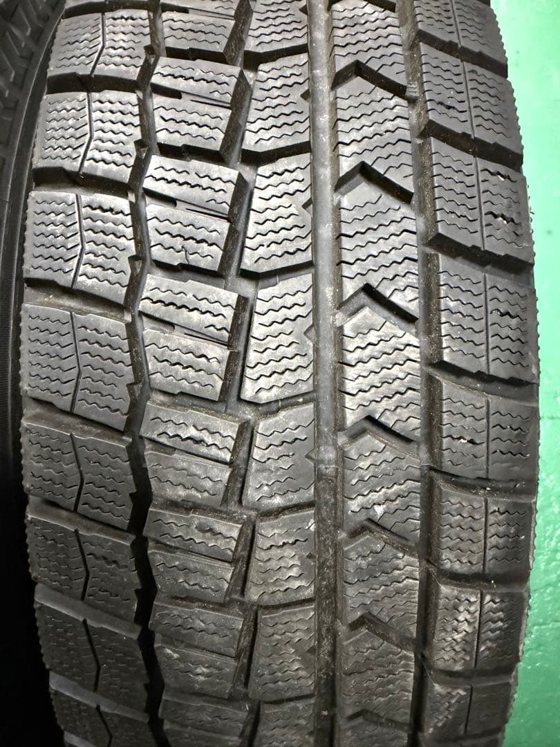 MO4 ダンロップ　ウィンターマックス02　WM02　195/65R15