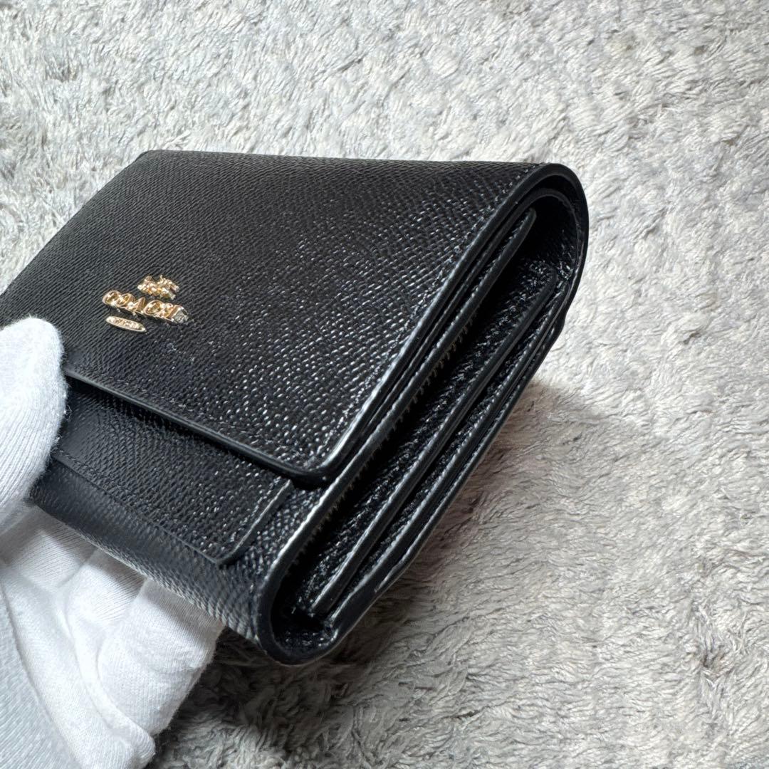 【未使用】COACH コーチ 二つ折り財布 ブラック ゴールドロゴ