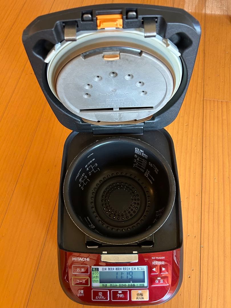 HITACHI IHジャー炊飯器 5.5合炊　RZ-TS104M 赤