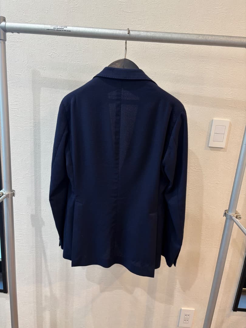 タリアトーレ TAGLIATORE ジャケット
