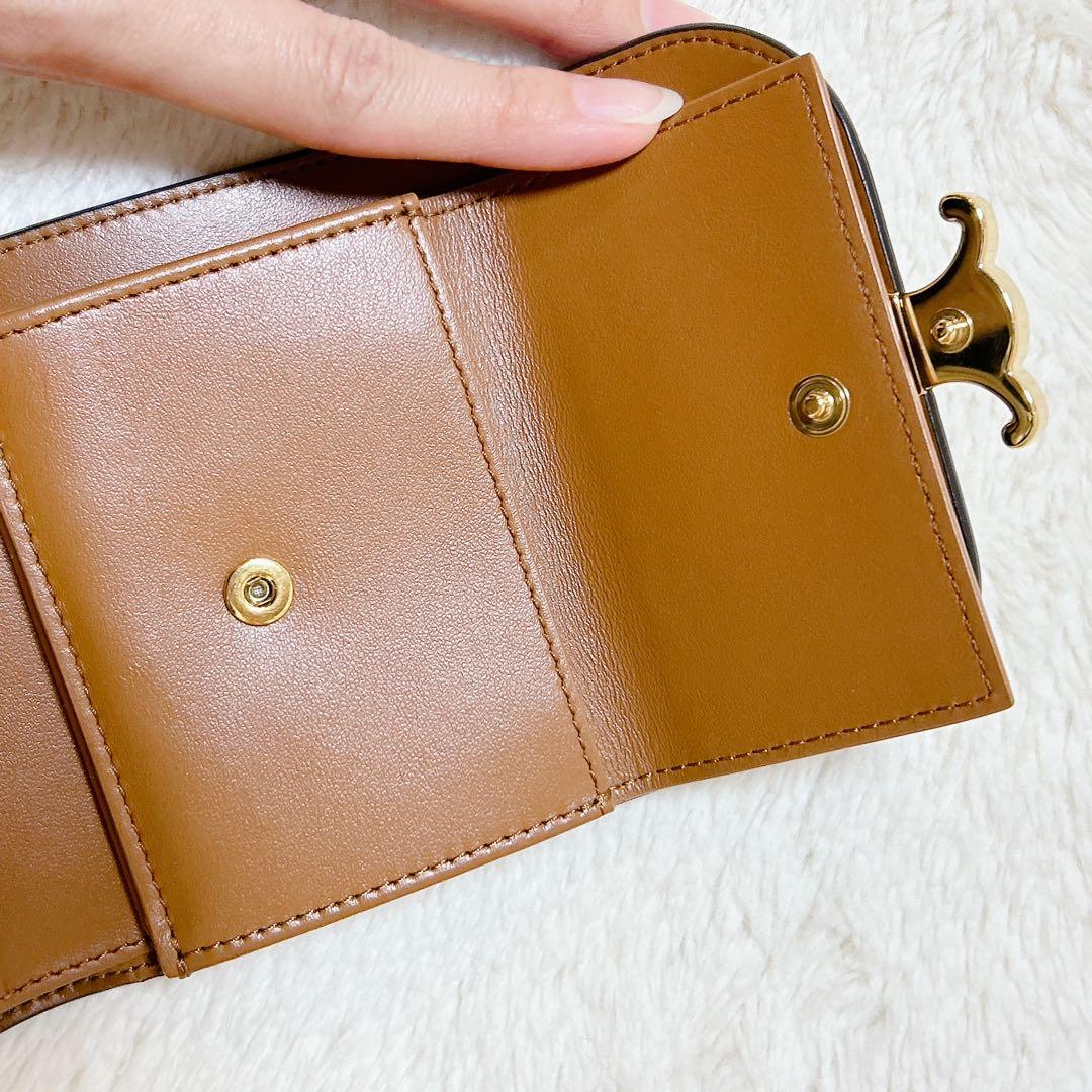 CELINE セリーヌ トリオンフ 三つ折り財布 ブラウン ゴールド金具 箱付