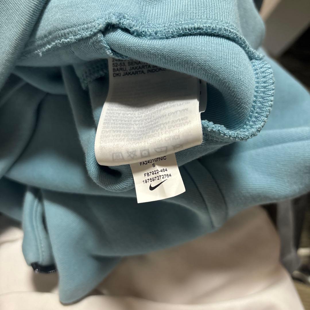 【激レアNike tech fleece ナイキ テックフリース　水色 上S下L
